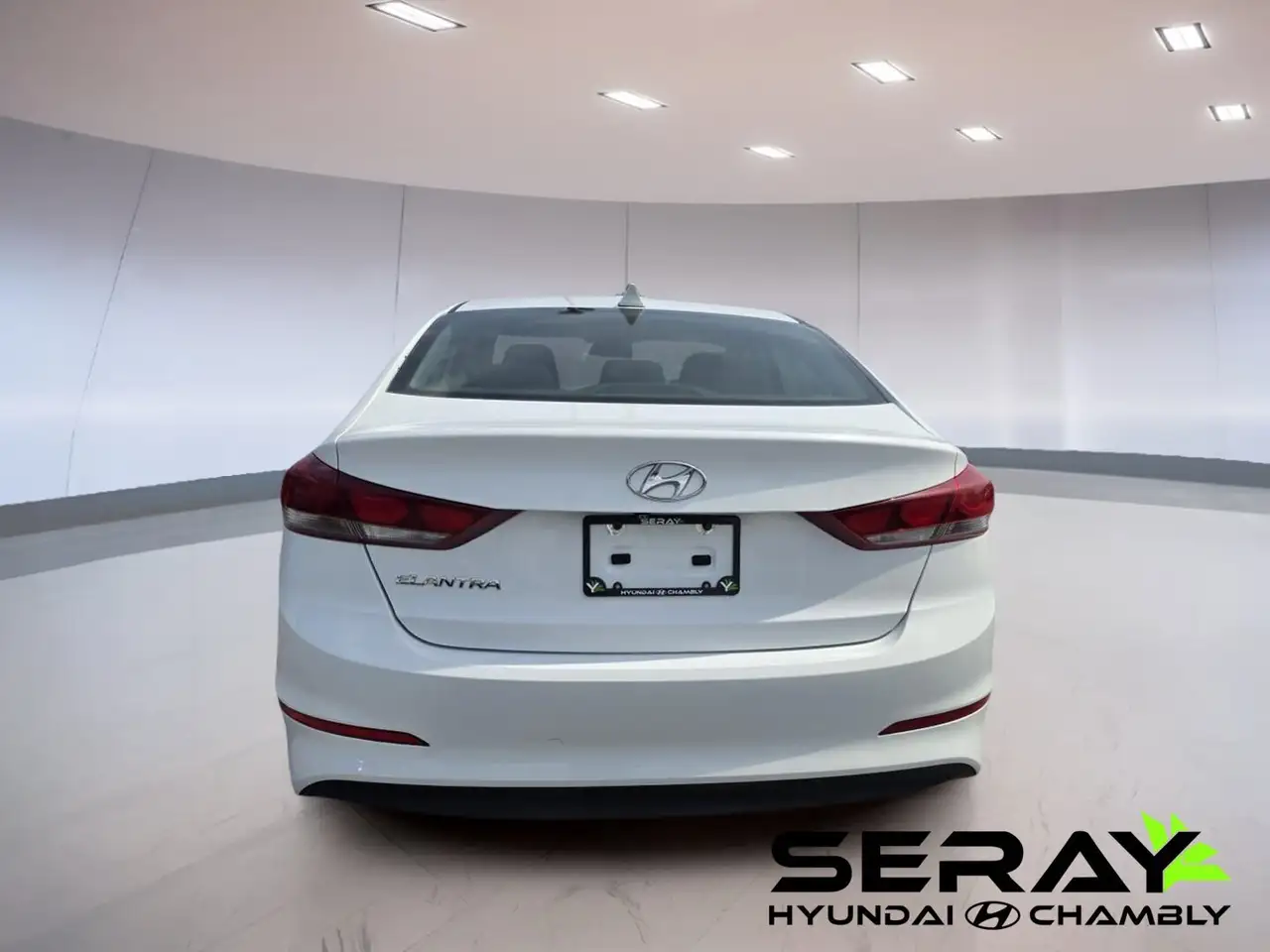 Hyundai ELANTRA снимка Hyundai ELANTRA