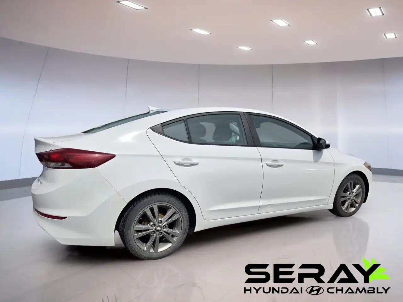 Hyundai ELANTRA снимка Hyundai ELANTRA