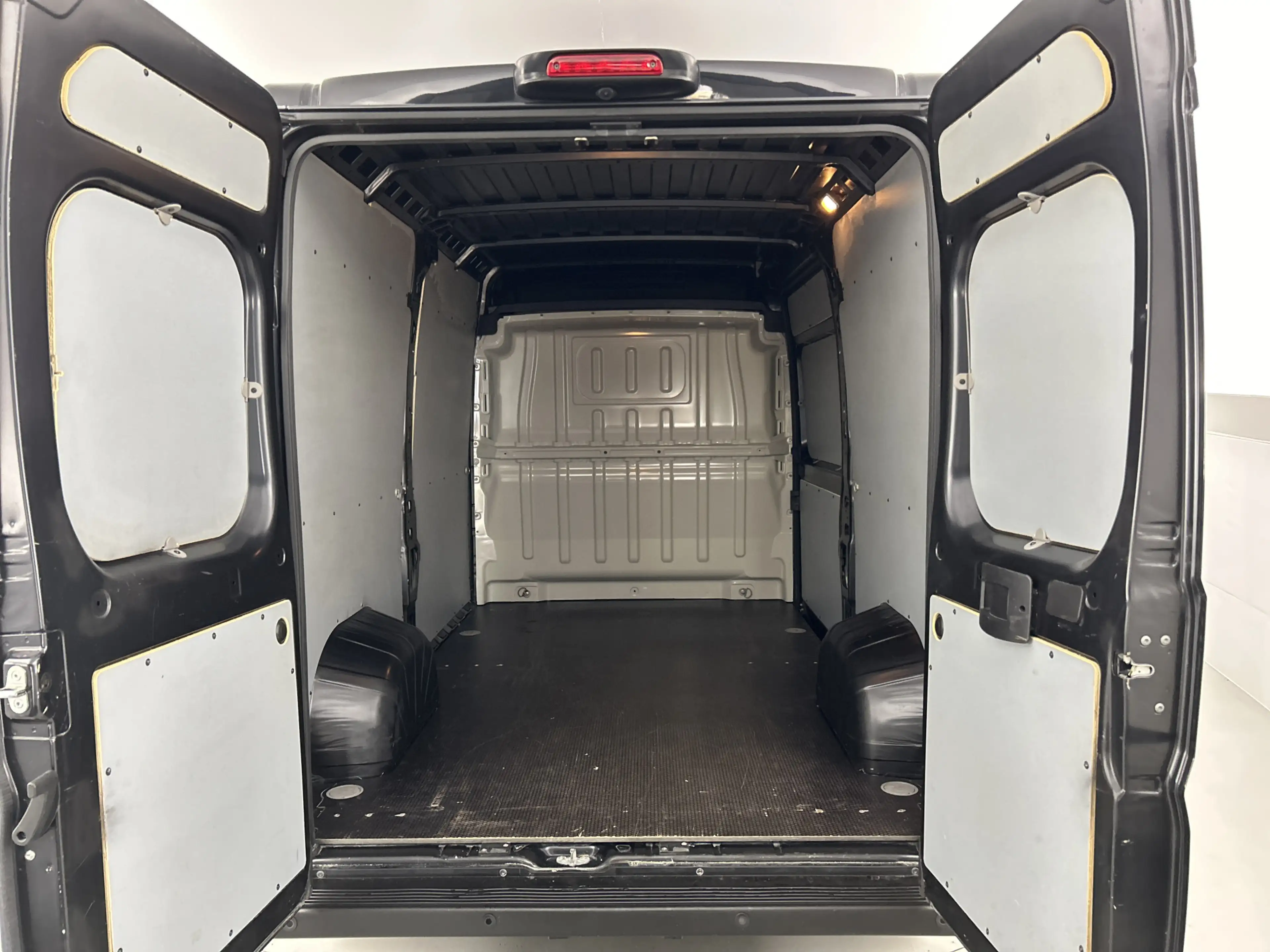 Citroen Jumper 35 2.2 BlueHDi 165 L2H2 Heavy 3.000kg-trekgewicht — photo 25
