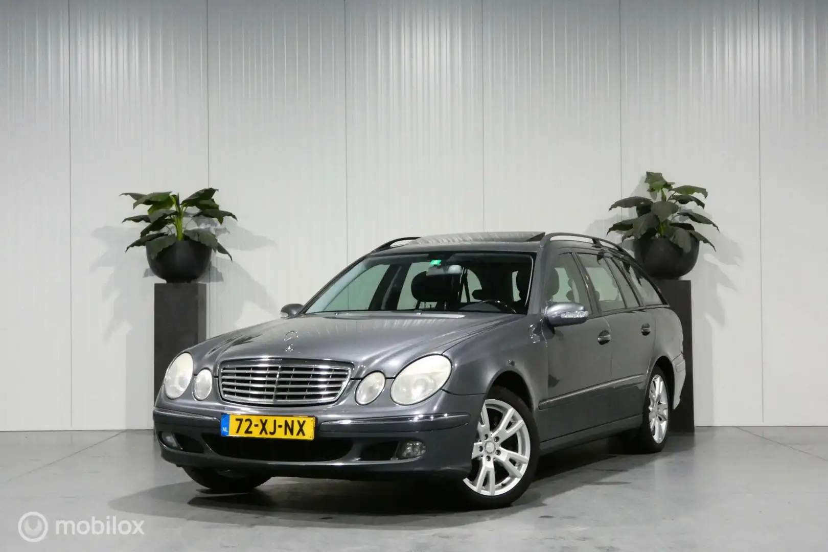 Mercedes-Benz E 350 Combi Avantgarde 4-Matic Select Gris - 1