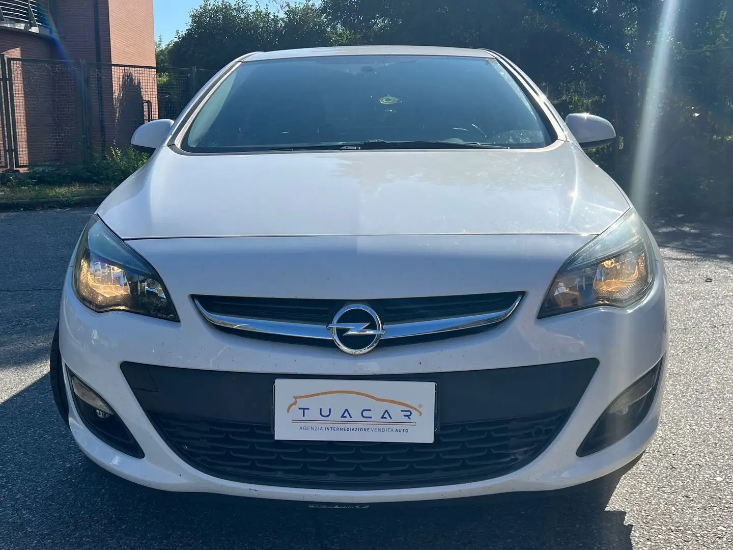 Opel Astra Cosmo 1.7 CDTI Weiß - 2