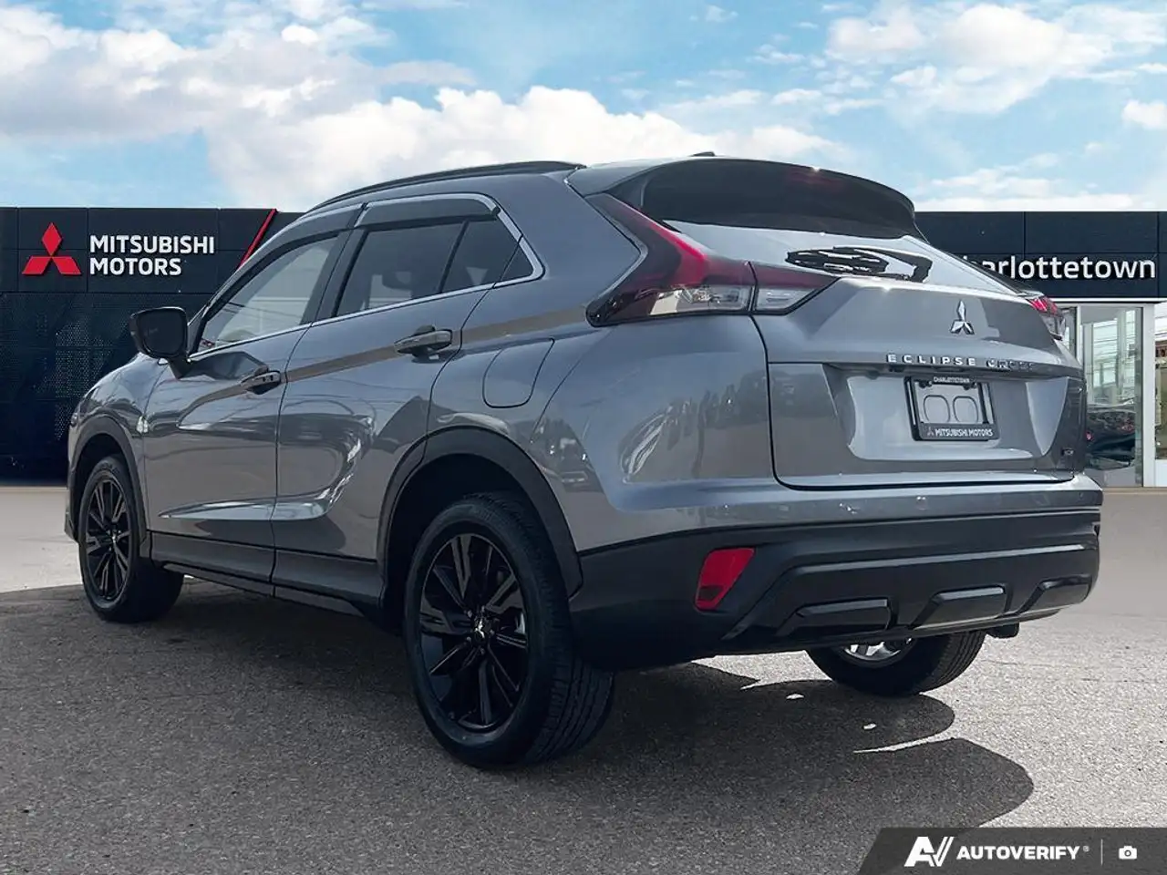 Mitsubishi Eclipse Cross снимка Mitsubishi Eclipse Cross