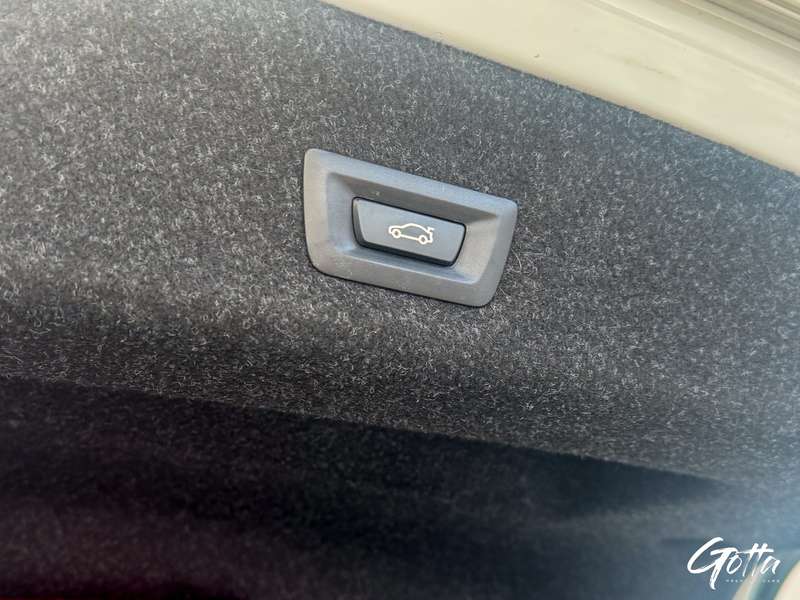 Photo du véhicule BMW 320