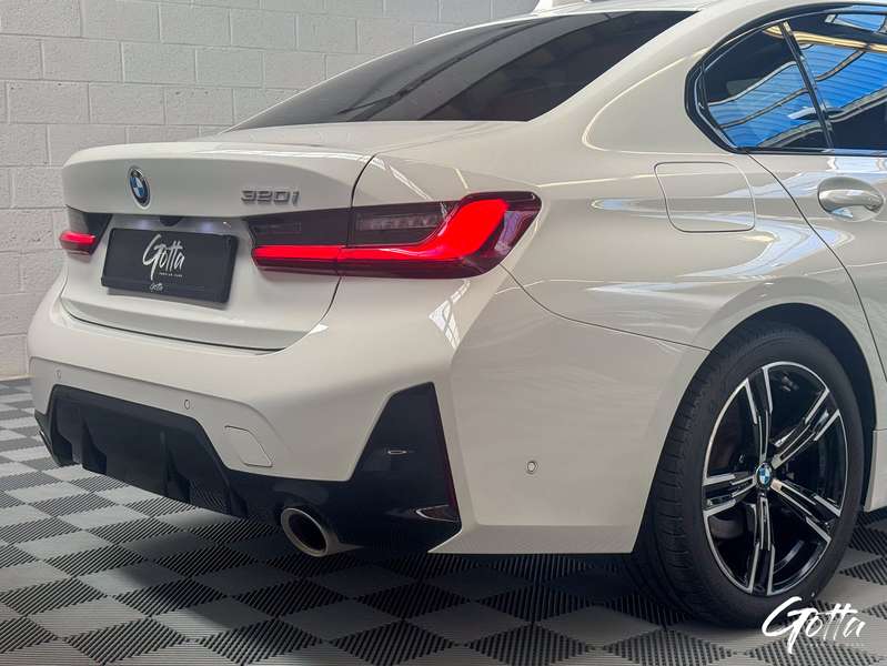 Photo du véhicule BMW 320