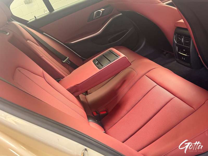 Photo du véhicule BMW 320