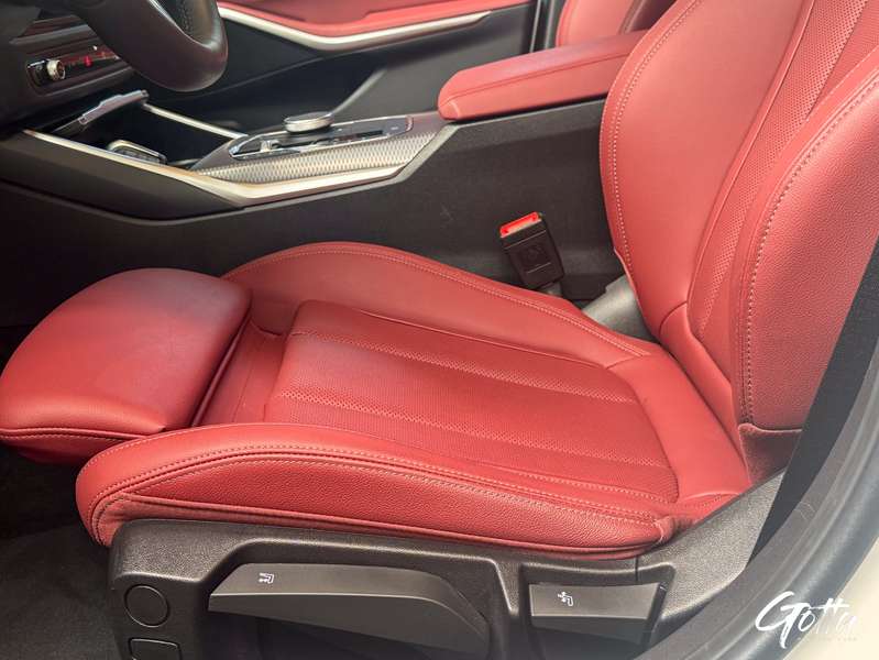 Photo du véhicule BMW 320