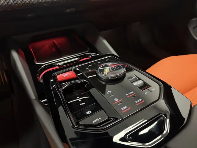 BMW M5 view 24