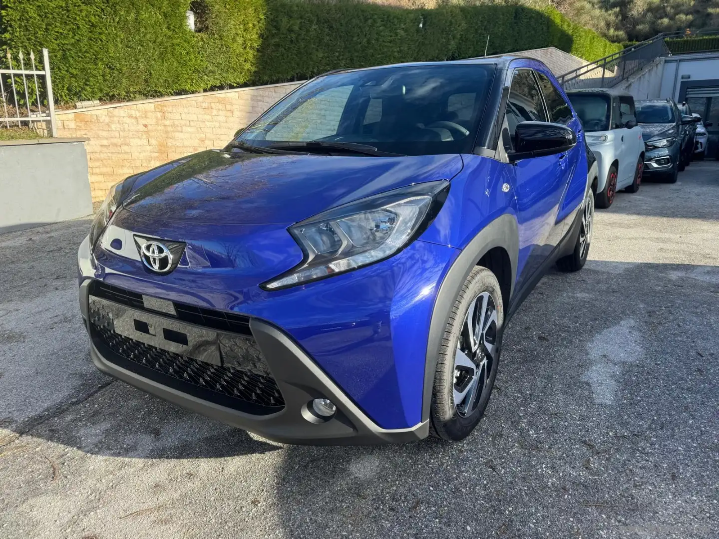 Toyota Aygo X 1.0 VVT-i 72 CV 5p. Trend Blu/Azzurro - 1