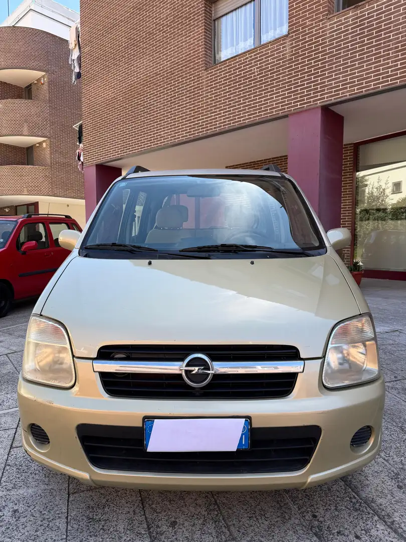 Opel Agila 1.2 16v Club 80cv Золотий - 2