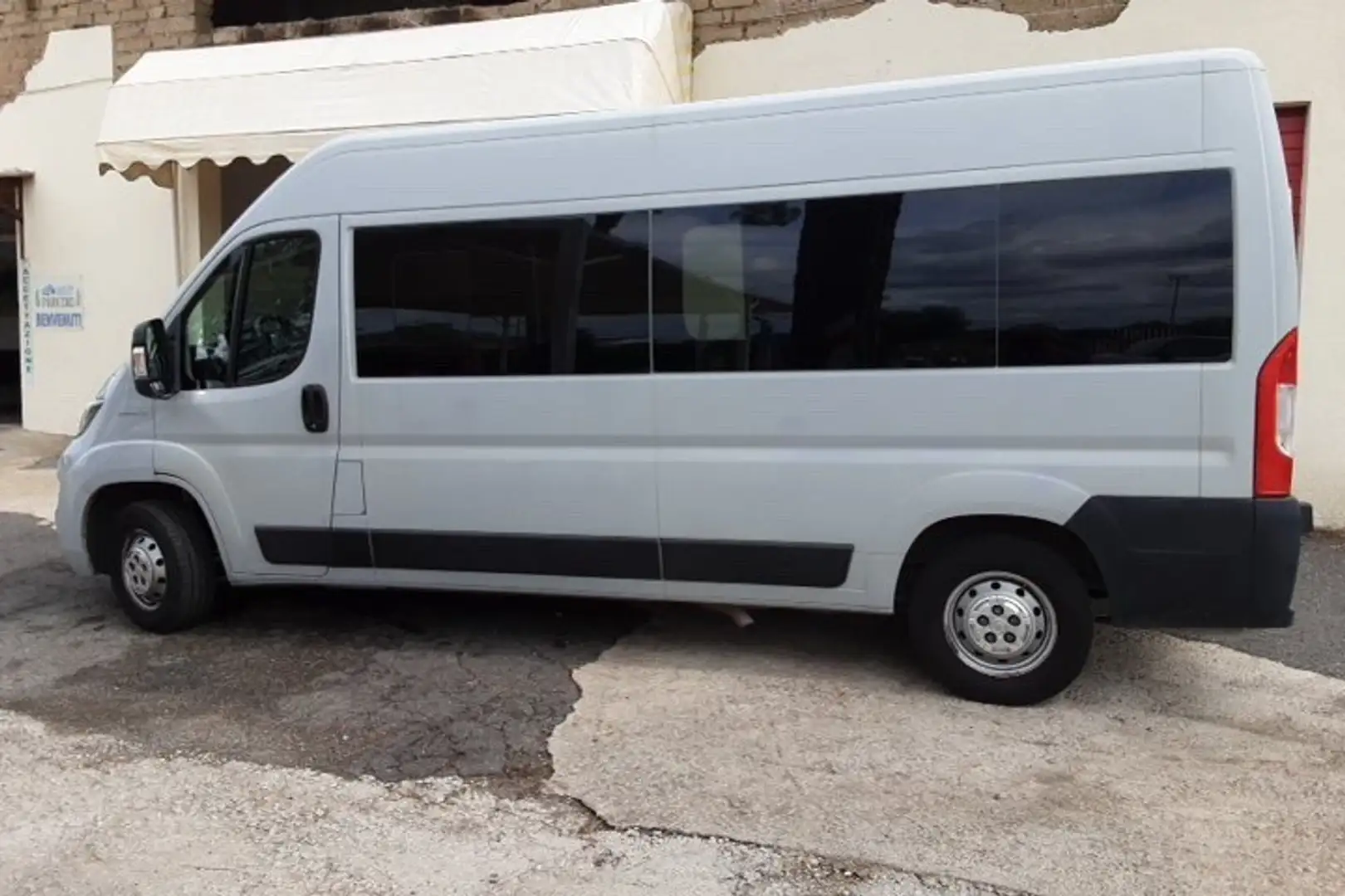 Fiat Ducato 33 2.3 MJT 140CV PC-TN SHUTTLE Blanc - 2