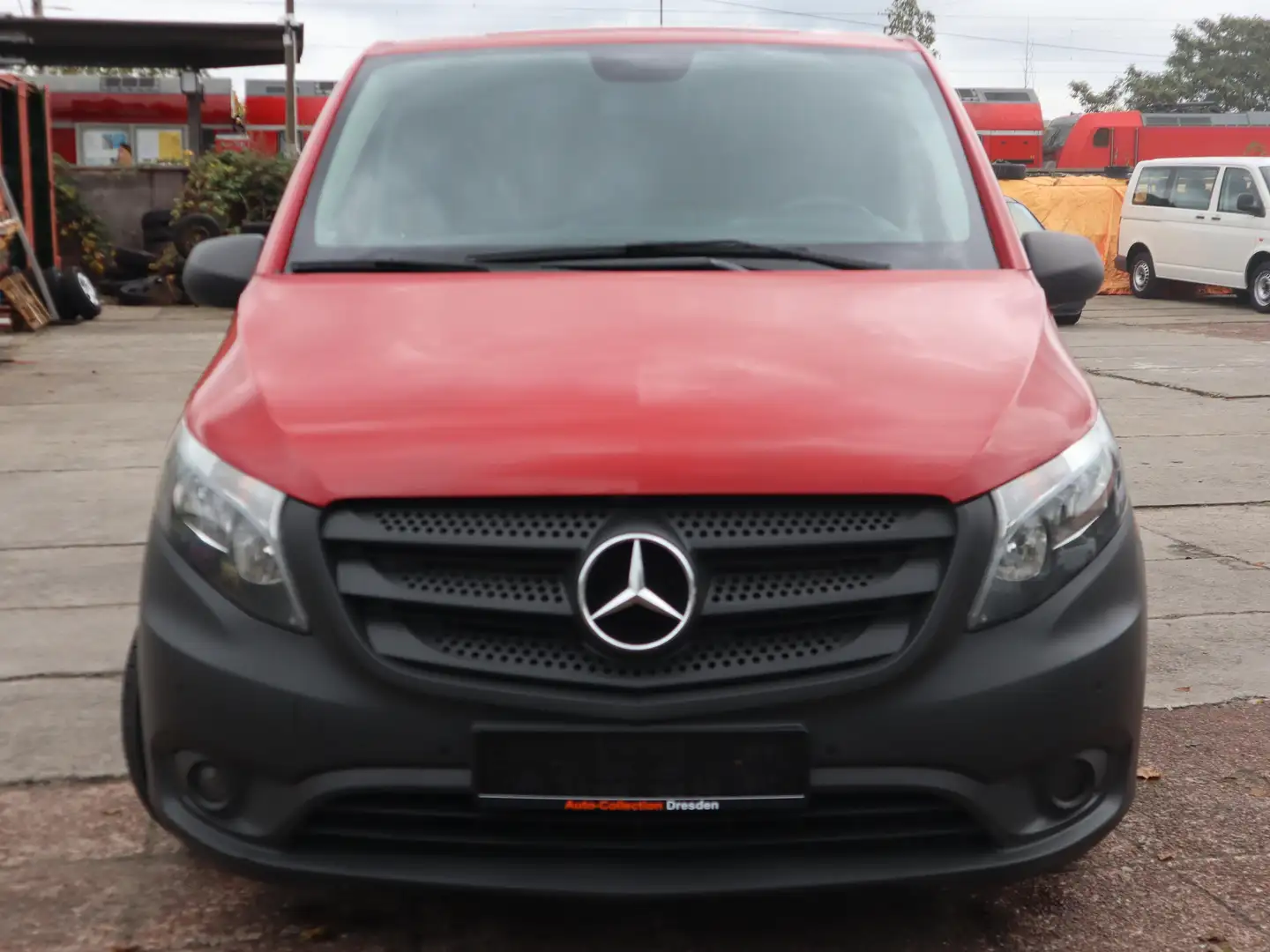 Mercedes-Benz Vito 109/110/111/114 CDI FWD extralang (447.705) Rot - 1