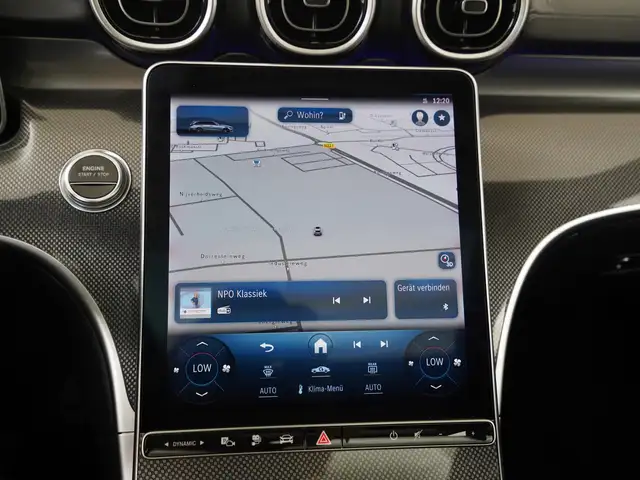 Mercedes-Benz C-Class view 11