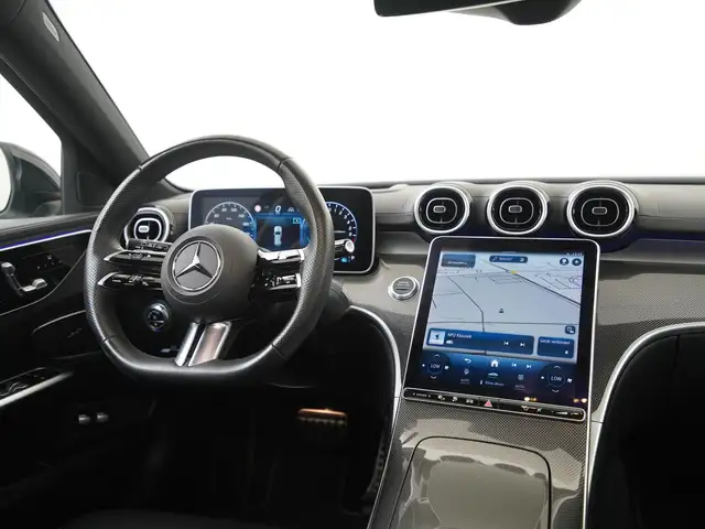 Mercedes-Benz C-Class view 6