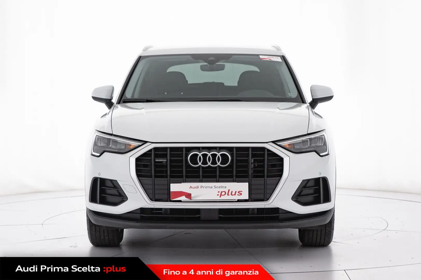 Audi Q3 40 TFSI quattro S tronic Business Bianco - 2