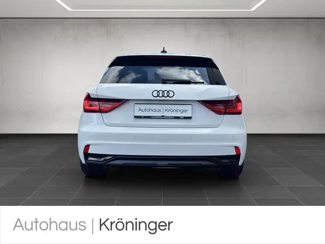 Audi A1 view 6