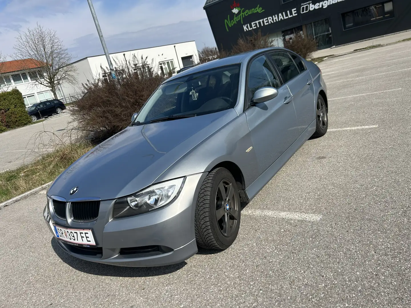 BMW 318 318d - 2
