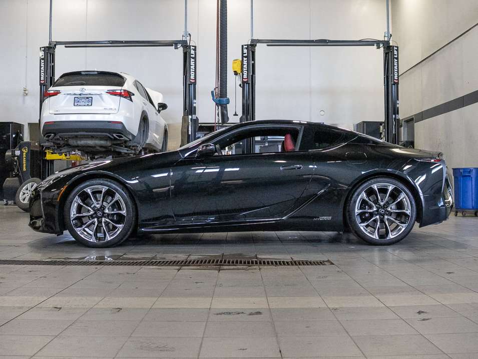 2022 Lexus LC Performance — снимка 1