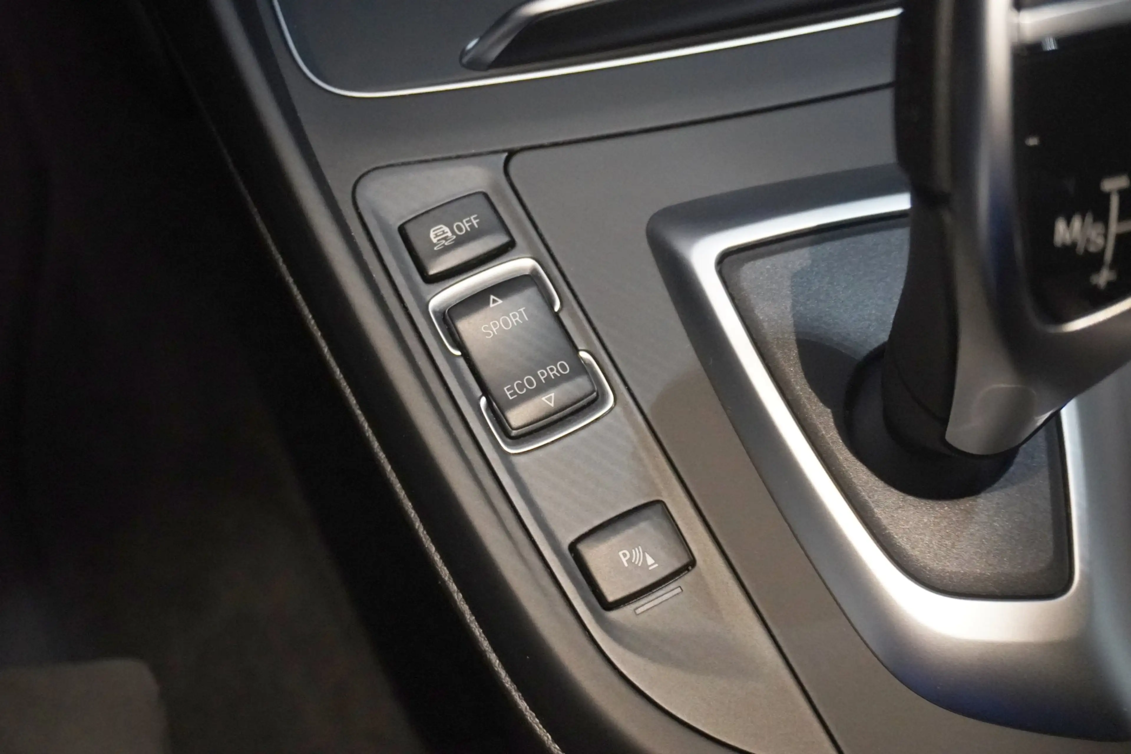 BMW 240 M240i xDrive — photo 13