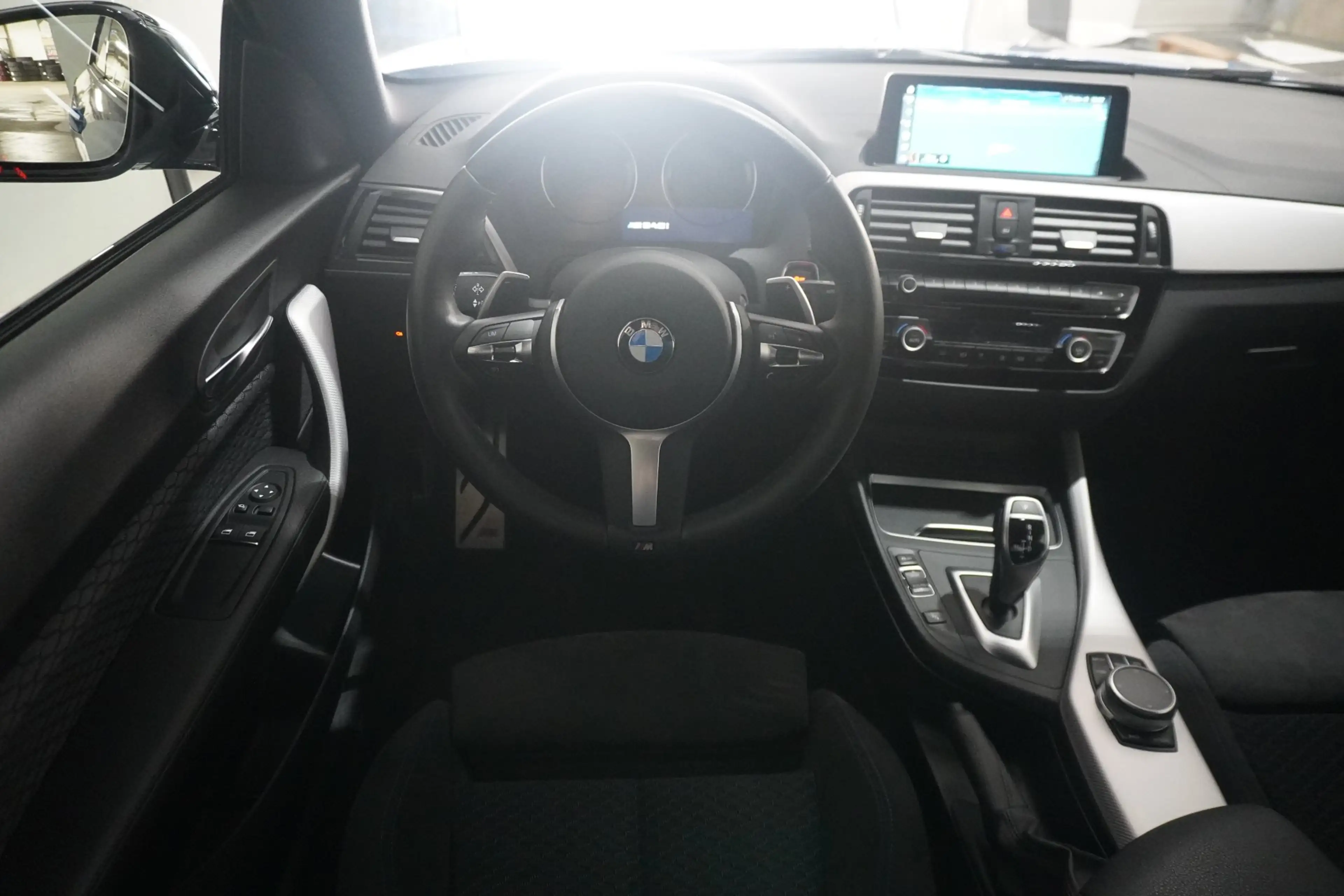 BMW 240 M240i xDrive — photo 9