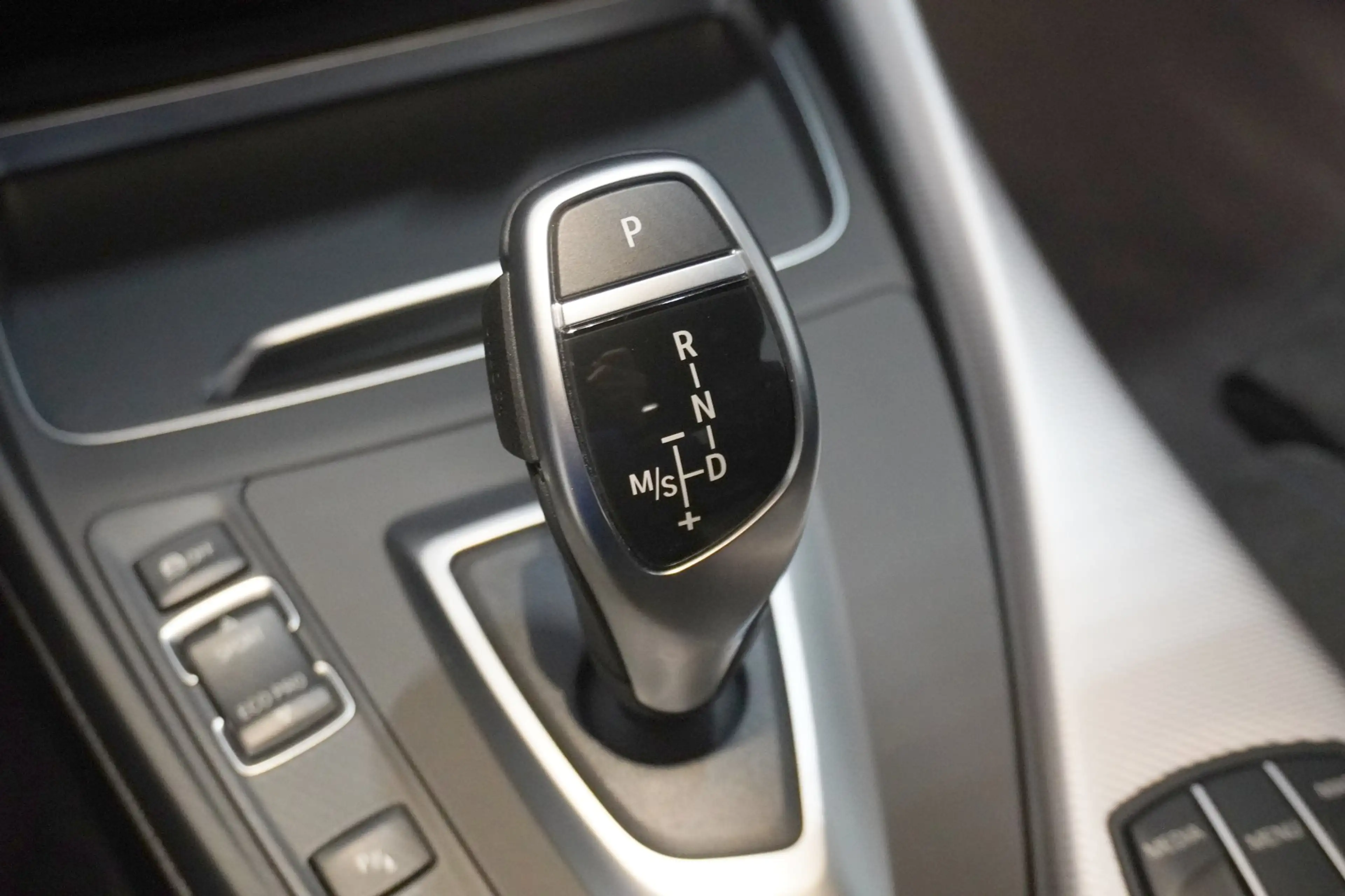 BMW 240 M240i xDrive — photo 12