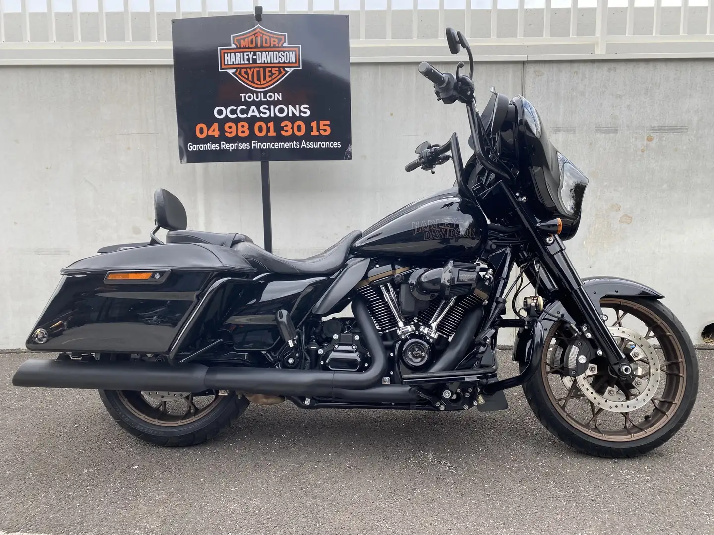 Harley-Davidson Street Glide Zwart - 1