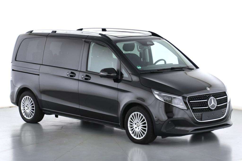 Mercedes-Benz V 220