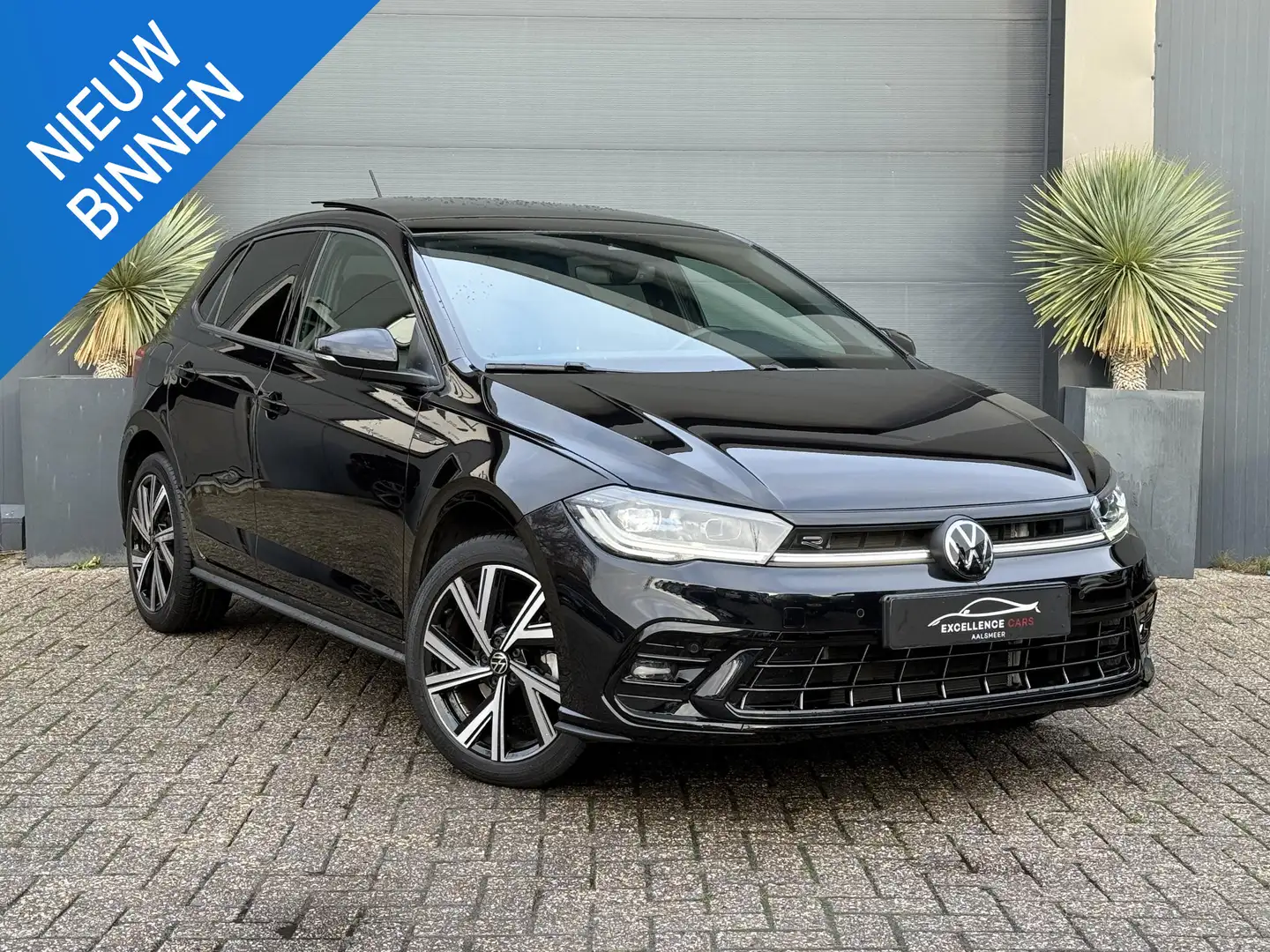 Volkswagen Polo 1.0 TSI 3x R-Line MATRIX/Pano/Virtual/Keyless Zwart - 1