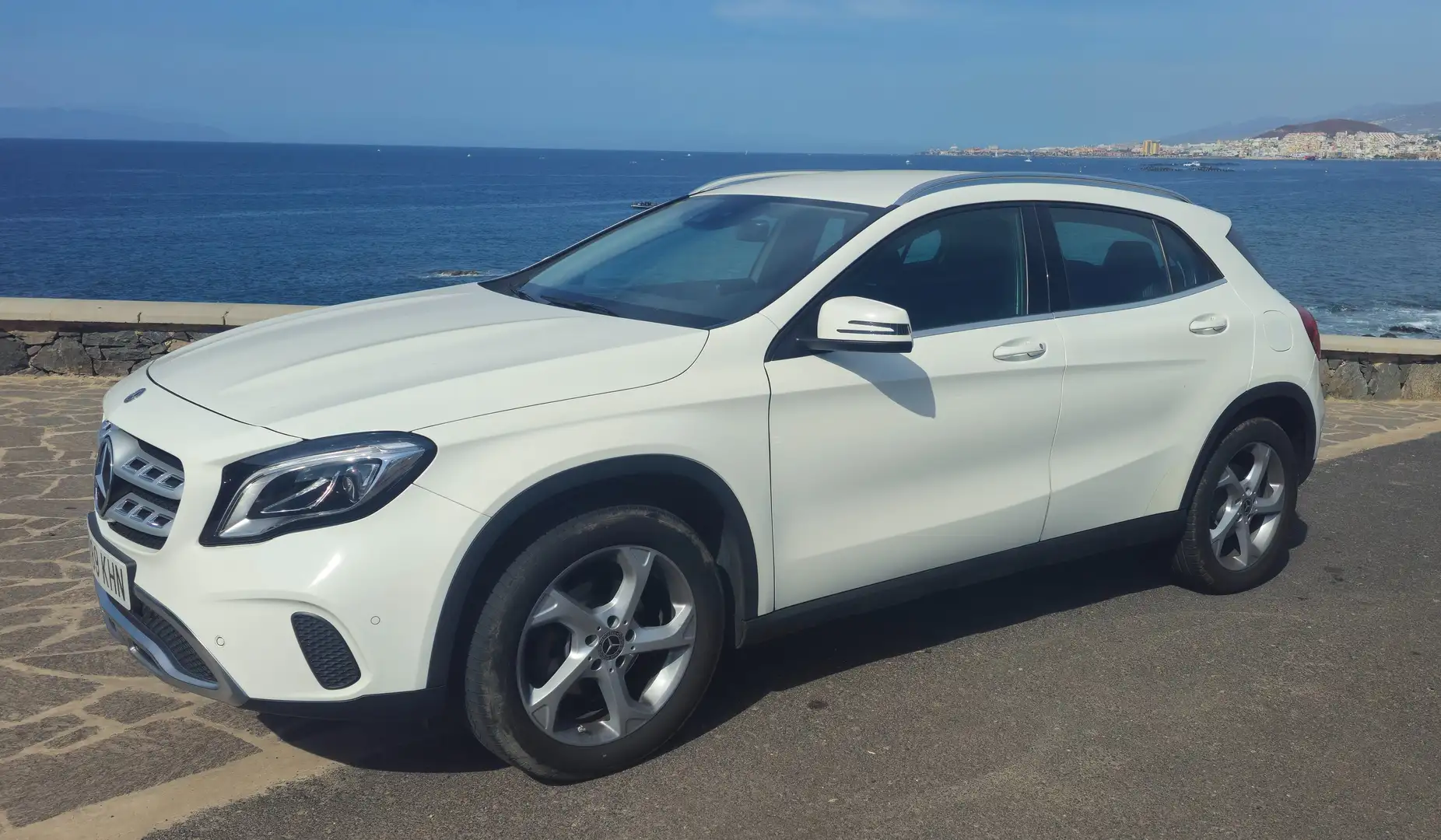 Mercedes-Benz GLA 200 GLA 200d 7G-DCT Blanco - 2