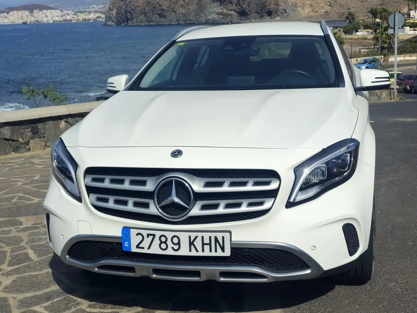 Mercedes-Benz GLA 200 GLA 200d 7G-DCT Blanco - 1