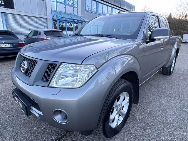 Nissan Navara 2.5 dci KingCab Business 4X4*EURO5-SHZ-WR-2.HAND*