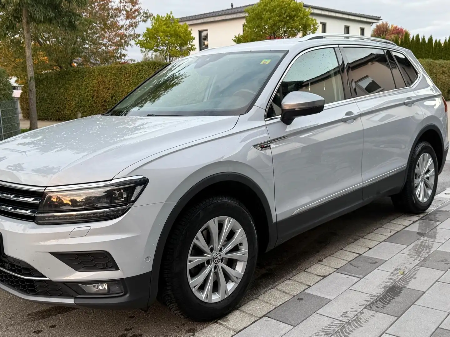 Volkswagen Tiguan Allspace Tiguan Allspace 2.0 TDI SCR 4Motion DSG Highline Weiß - 1