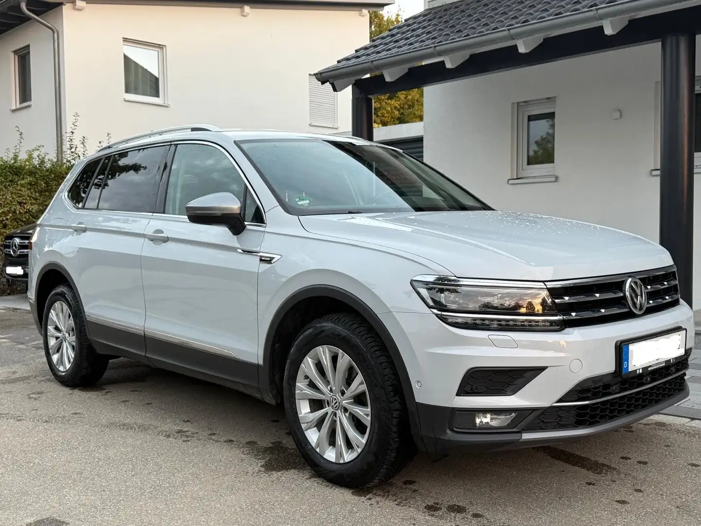 Volkswagen Tiguan Allspace Tiguan Allspace 2.0 TDI SCR 4Motion DSG Highline Weiß - 2