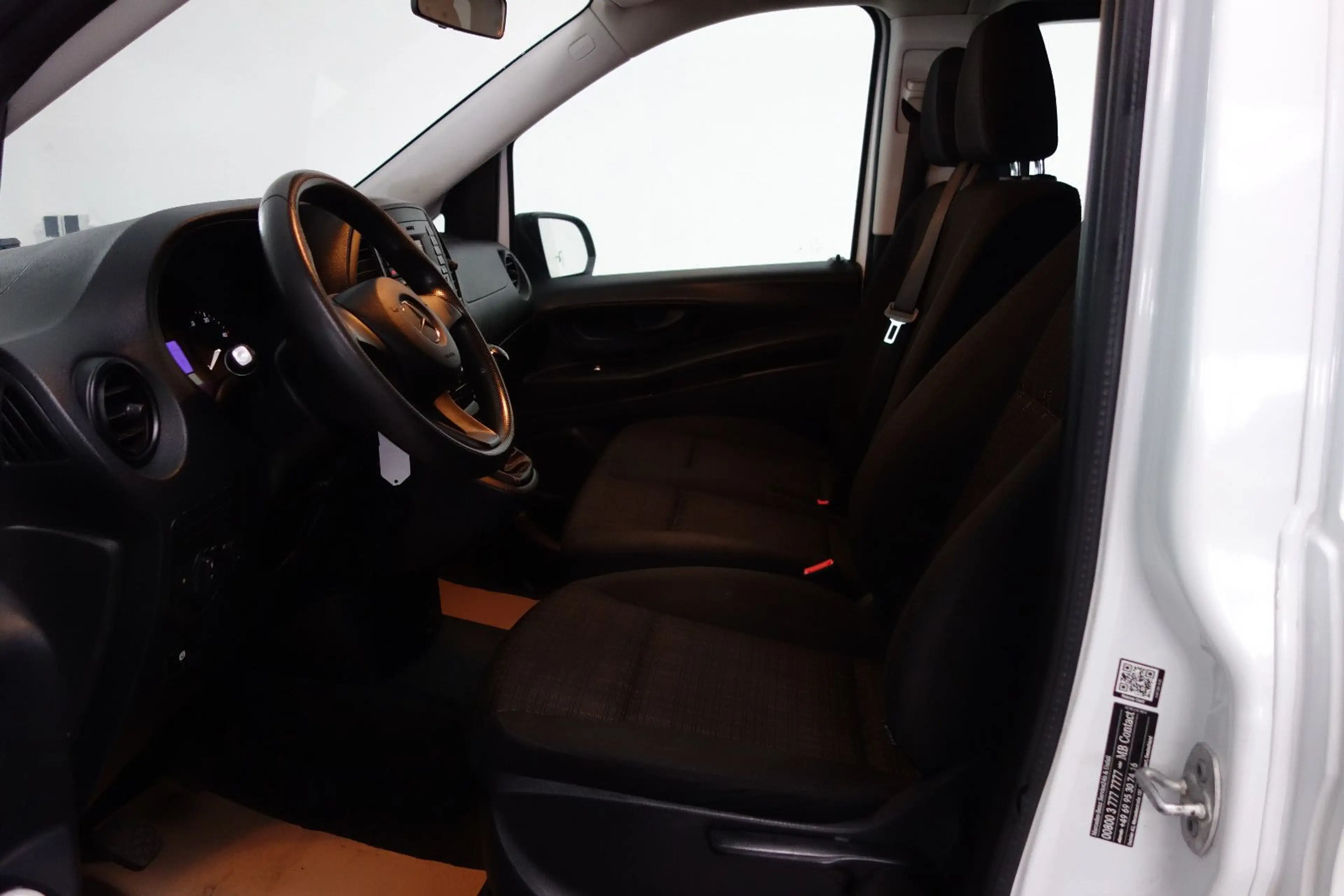 Mercedes-Benz Vito Tourer 109 CDI FWD lang Pro 6Gang/Klima/9Si — photo 12