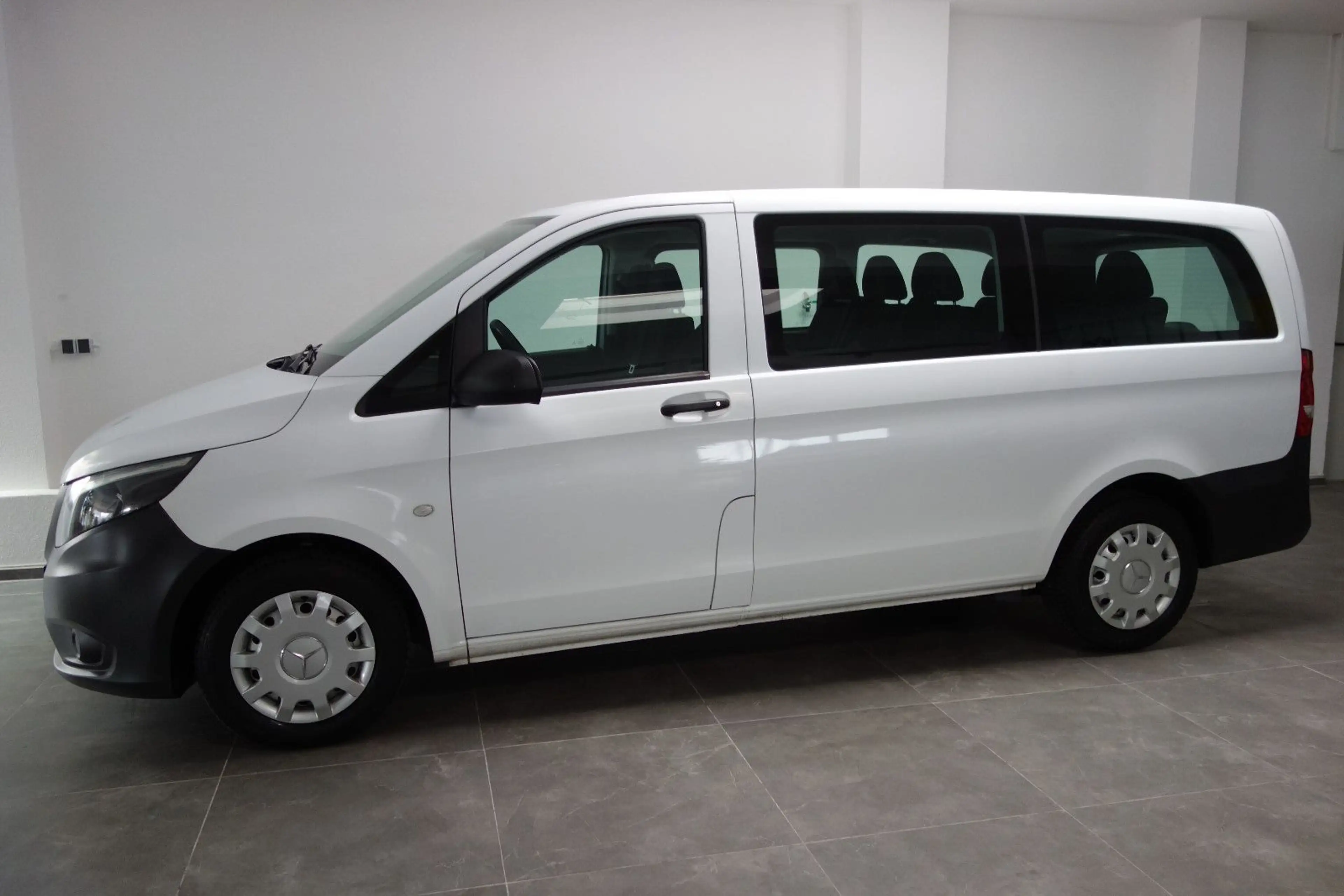 Mercedes-Benz Vito Tourer 109 CDI FWD lang Pro 6Gang/Klima/9Si — photo 5