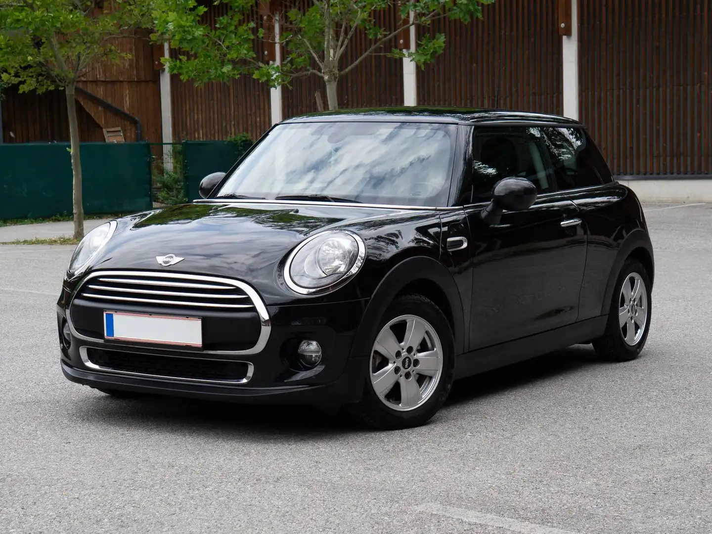MINI One MINI Hatch One One Schwarz - 1