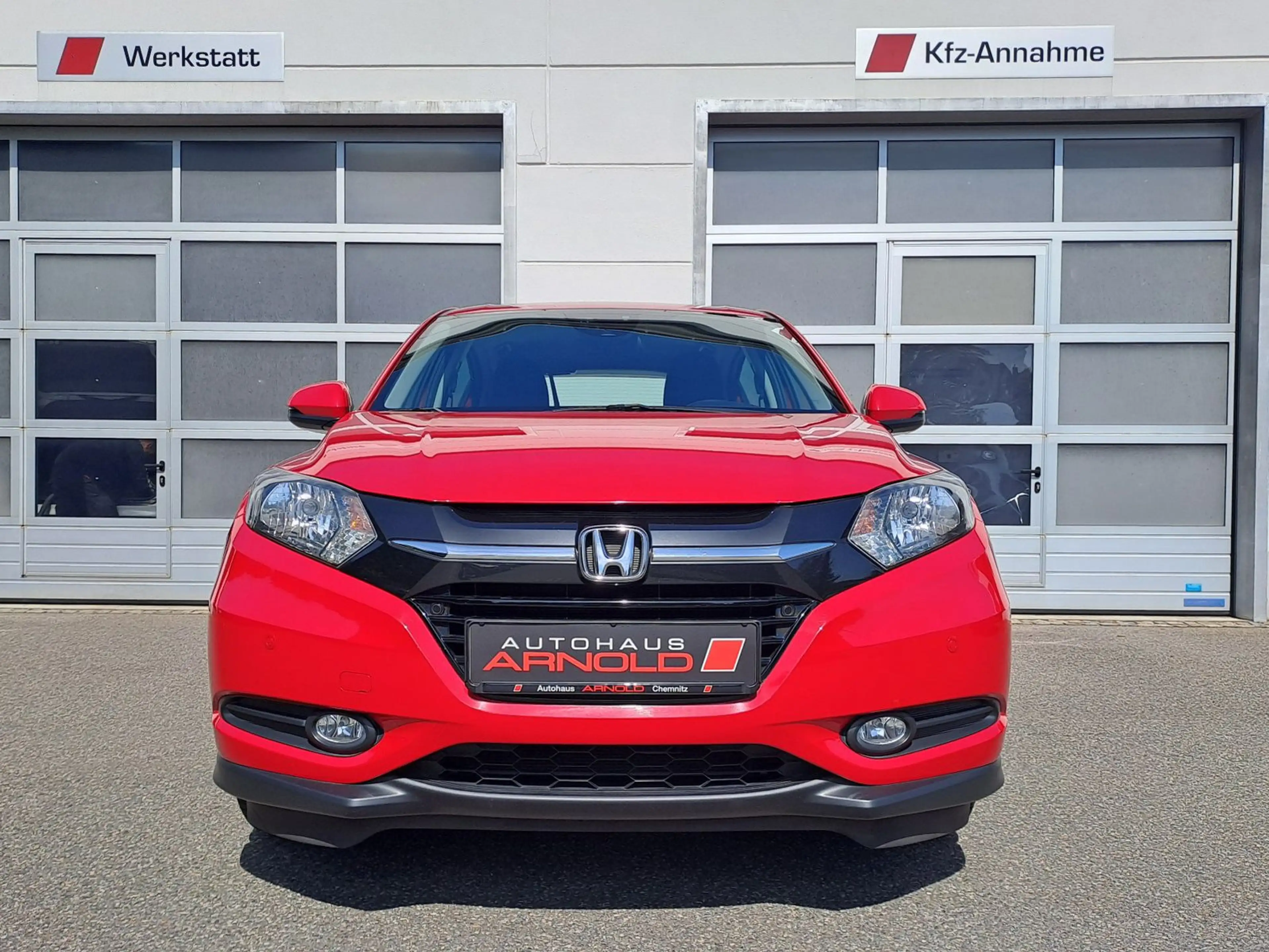 Honda HR-V 1.5 i-VTEC Elegance — photo 8