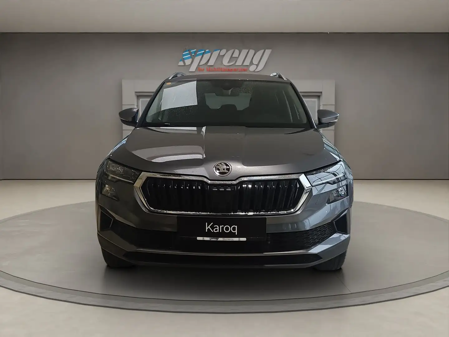 Skoda Karoq Selection-DSG-NEUWAGEN nur € 33.999,-* Grau - 2
