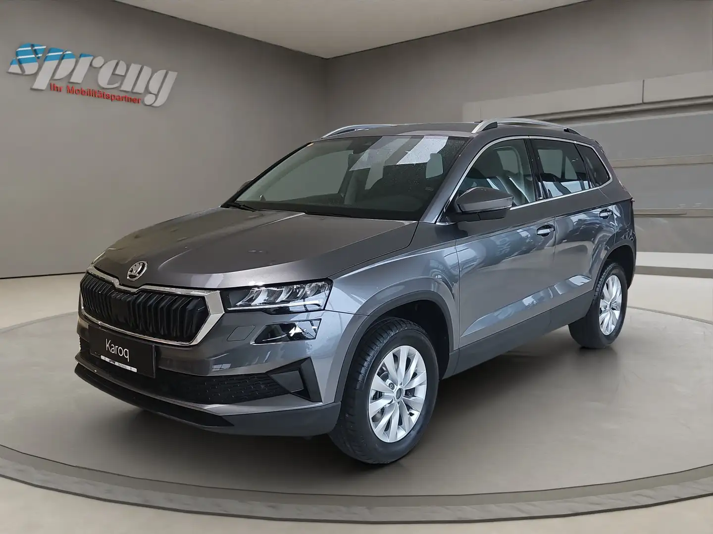 Skoda Karoq Selection-DSG-NEUWAGEN nur € 33.999,-* Grau - 1