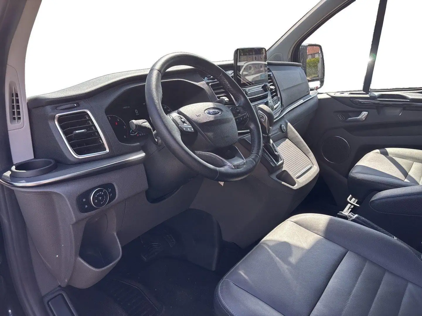 Ford Tourneo Custom L1 Titanium X + Kamera + Navi Schwarz - 1