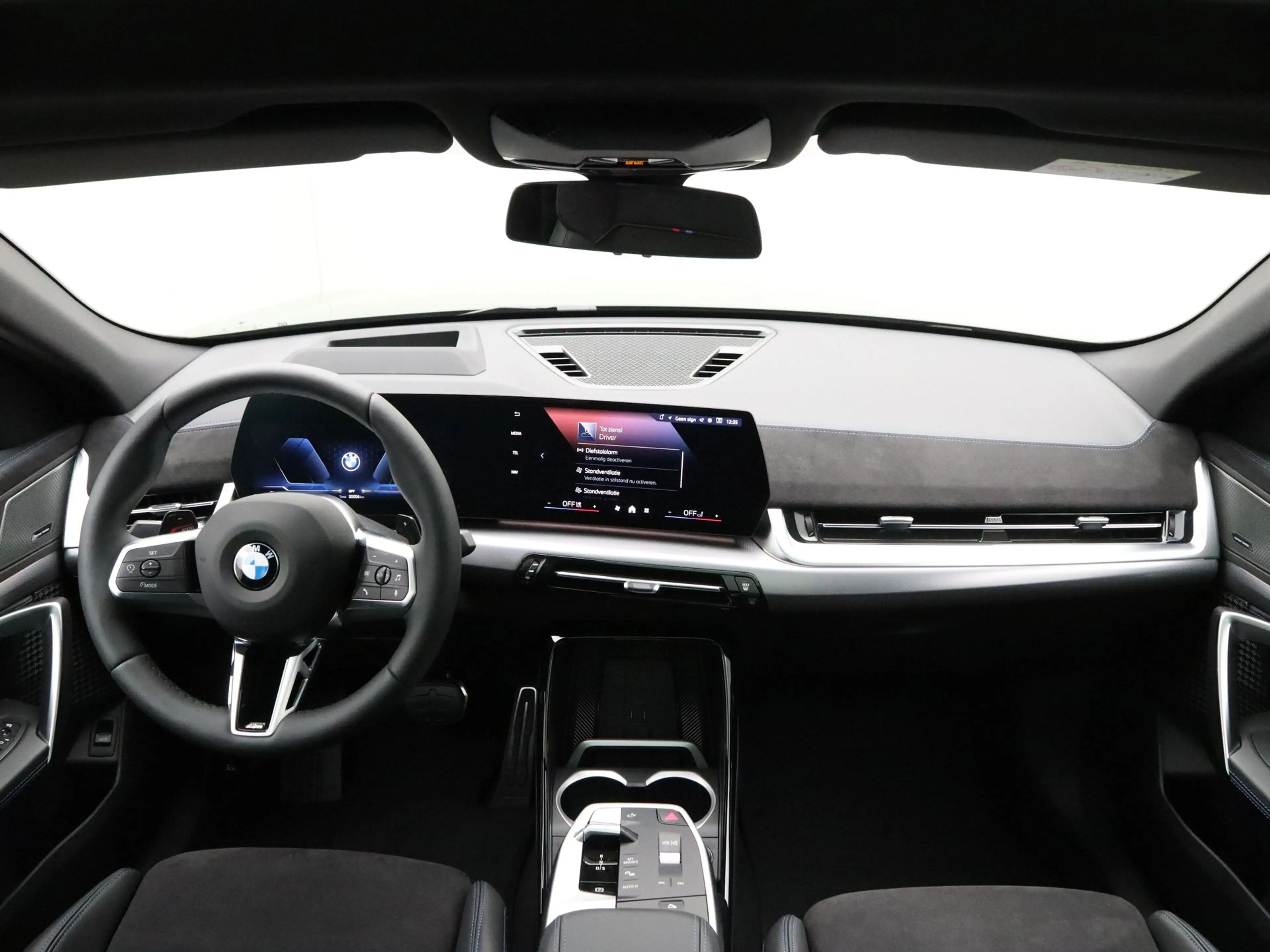 BMW X2 sDrive20i ANGLESEY GREEN — photo 13