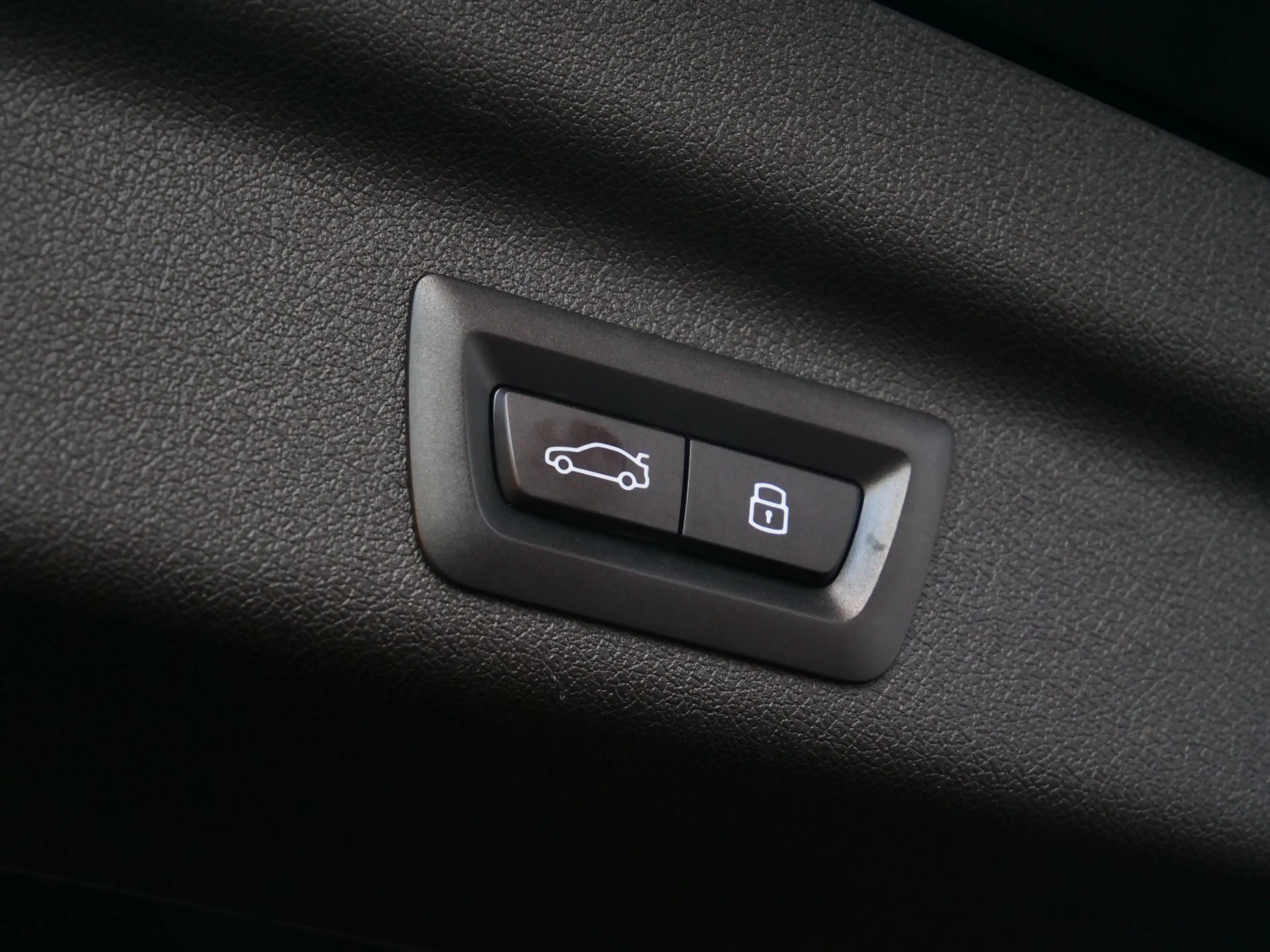 BMW 225 2-serie Active Tourer 225e xDrive 245 Pk Automaat — photo 31