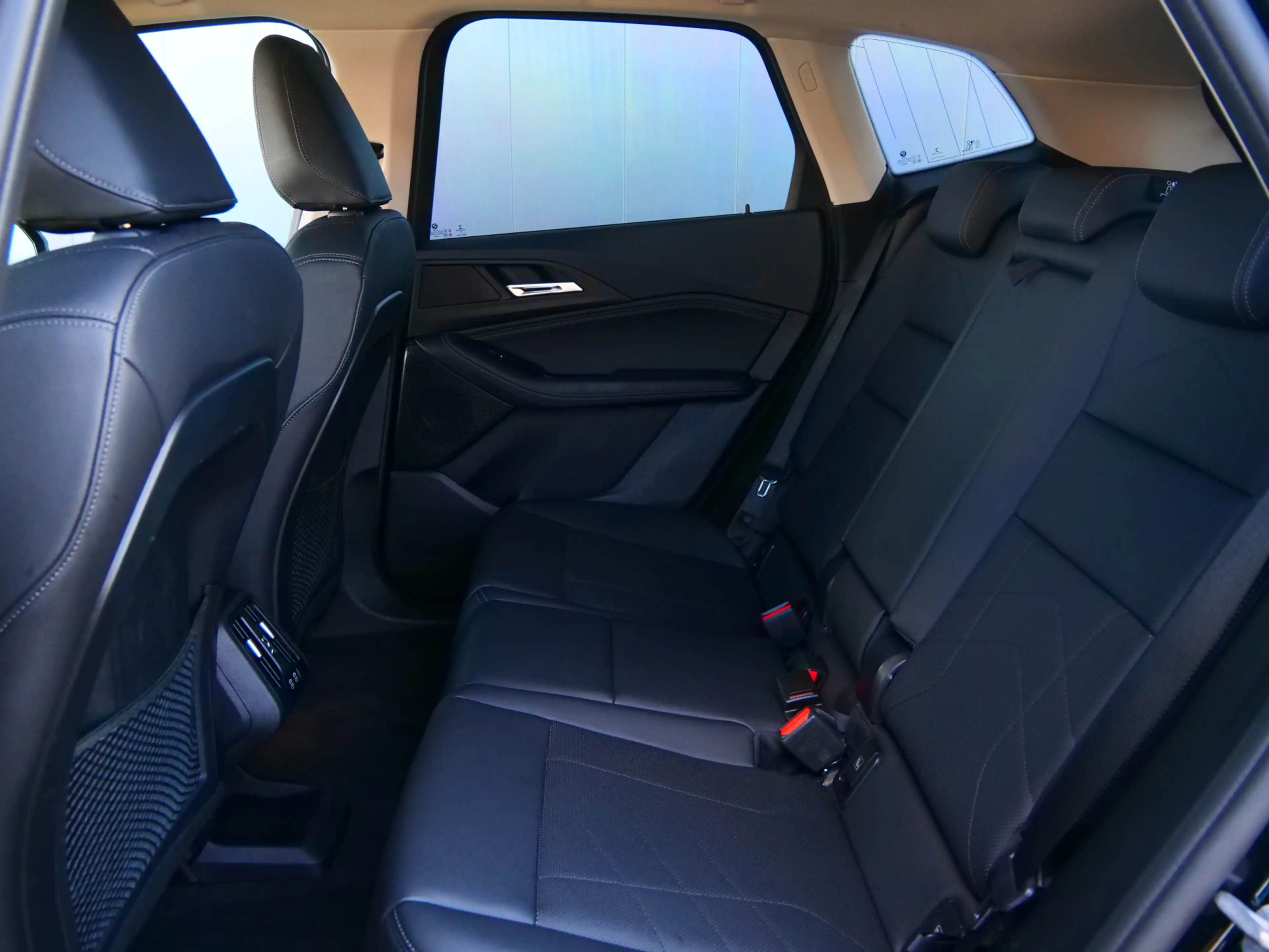 BMW 225 2-serie Active Tourer 225e xDrive 245 Pk Automaat — photo 17