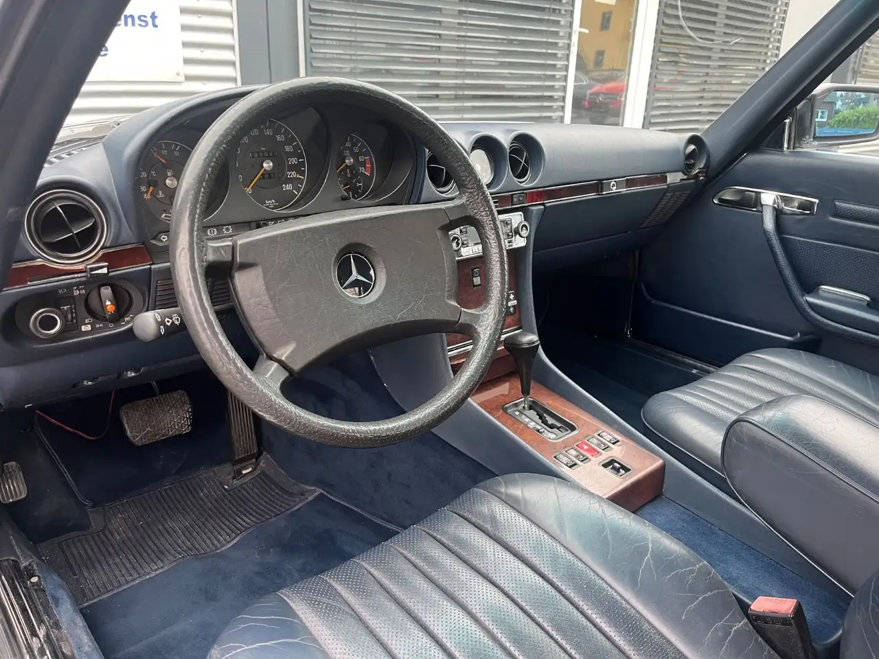 Mercedes-Benz SL 500 R107 LEDER*SITZHEI*KLIMA*TÜV.07.2028*H-ZU, foto 7