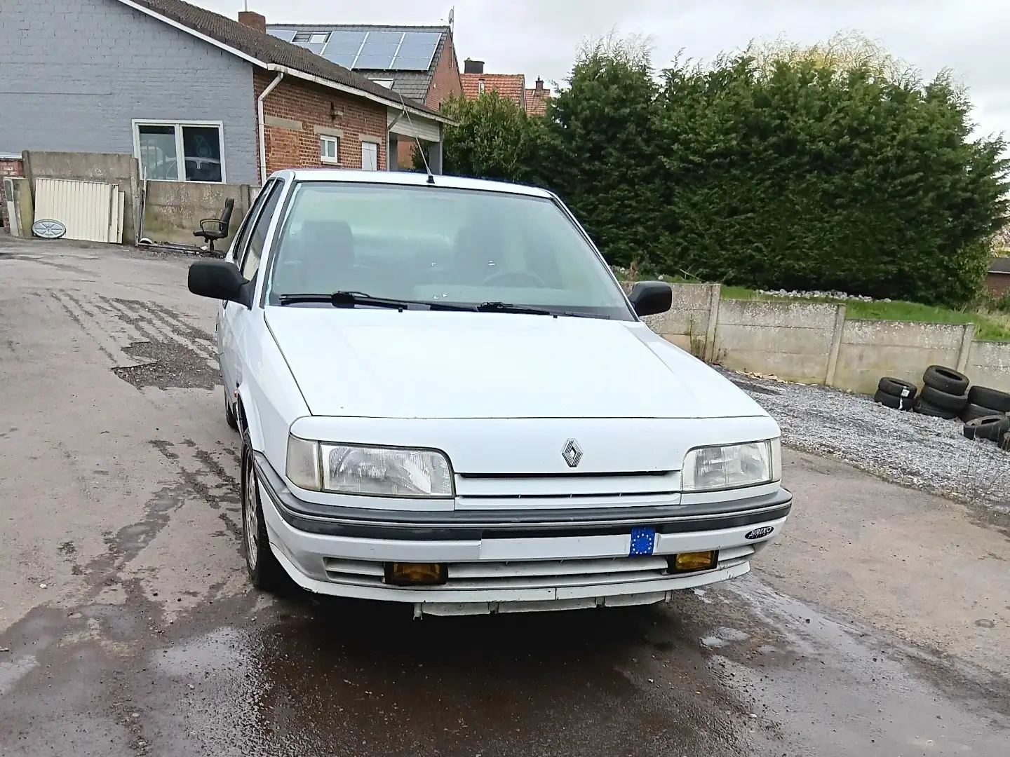 Renault R 21 Biały - 1