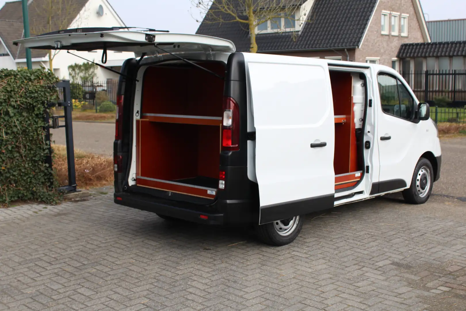Renault Trafic T29 1.6 dCi 120PK Euro6 L1 Comfort ✓ 3-zits ✓ airc Bianco - 2