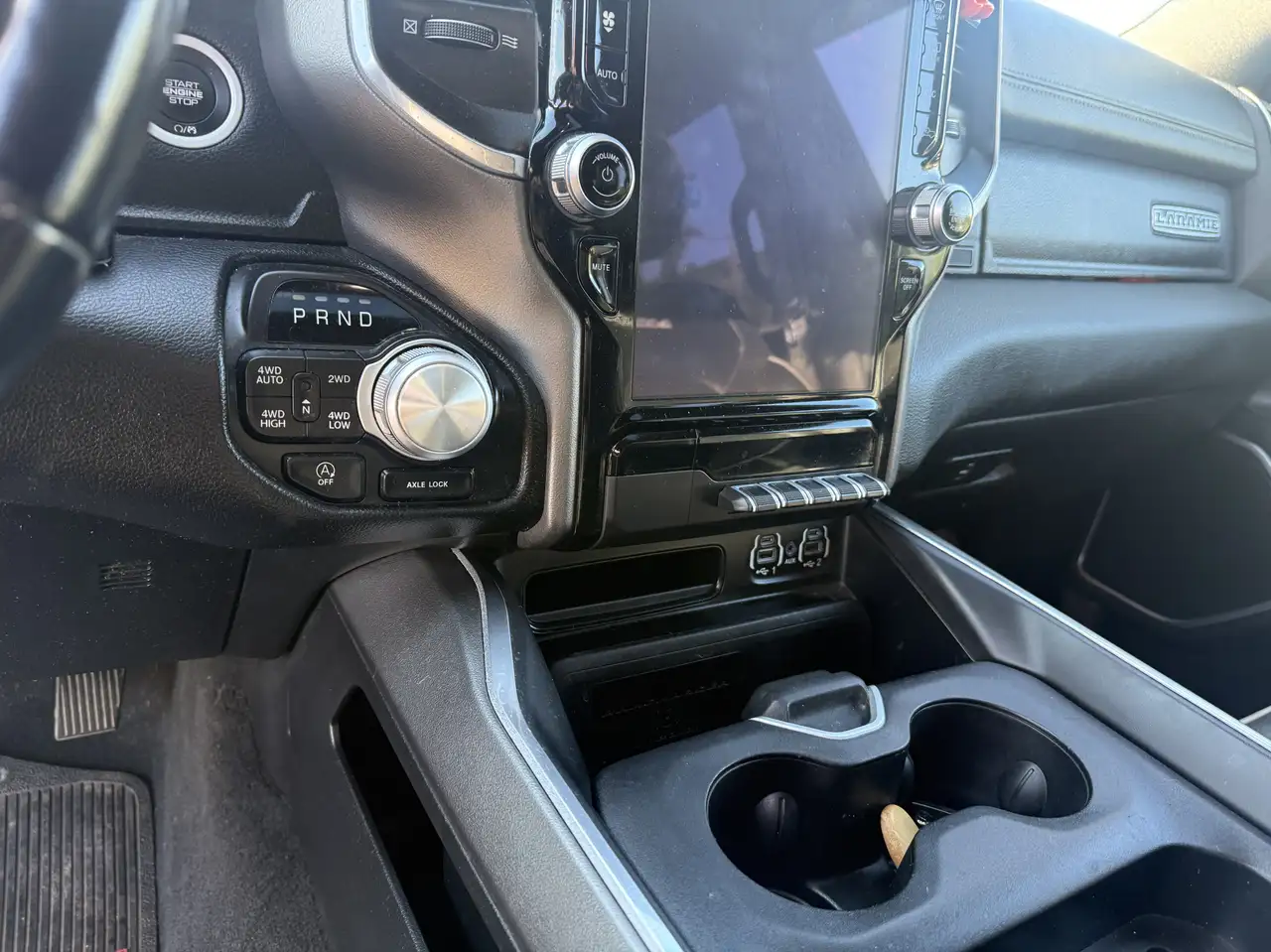 Dodge RAM 2021 — фото 12