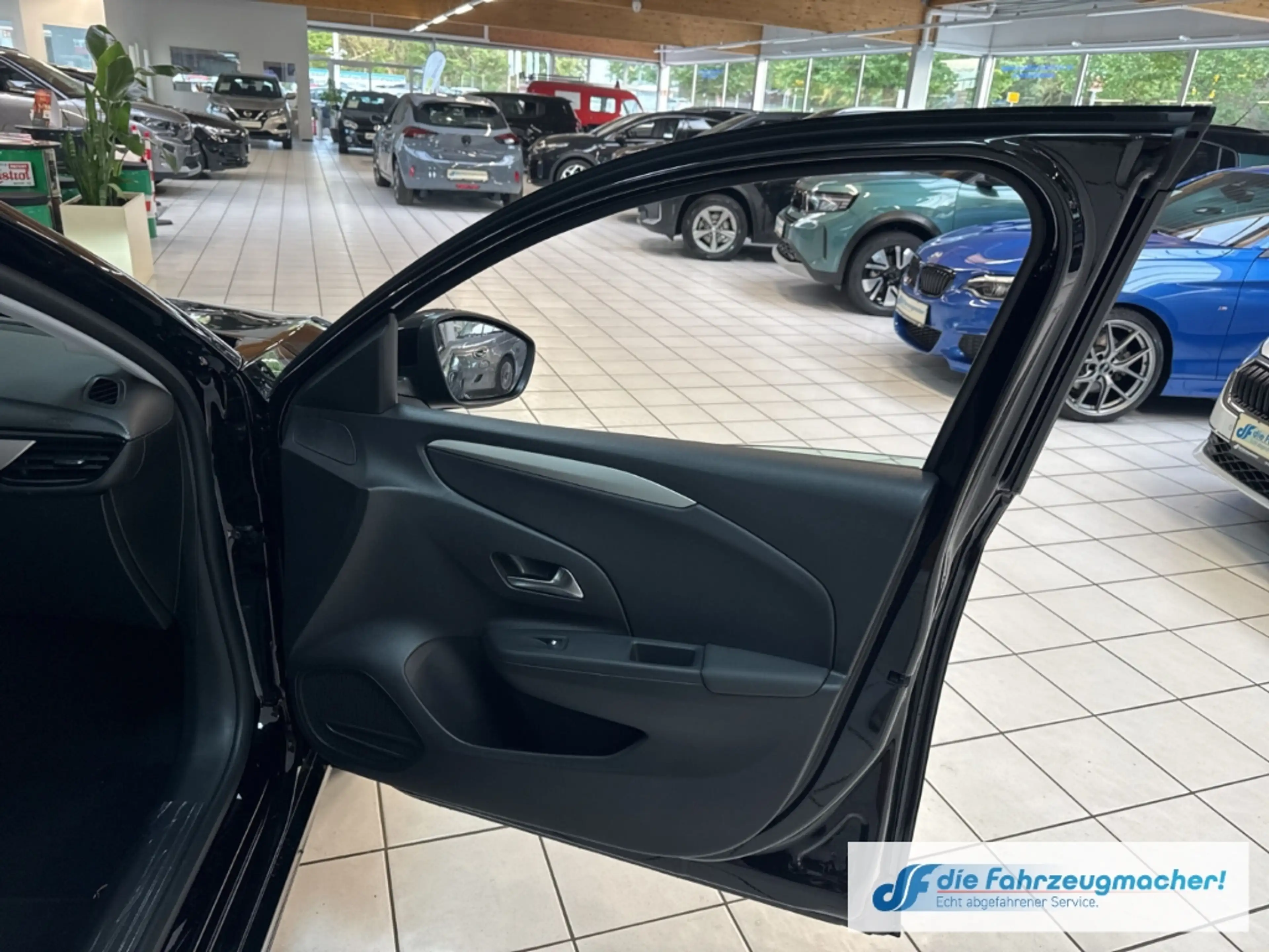 Opel Corsa-e *Alu, Wärmepumpe, SHZ*Edition Apple CarPlay Androi — photo 12