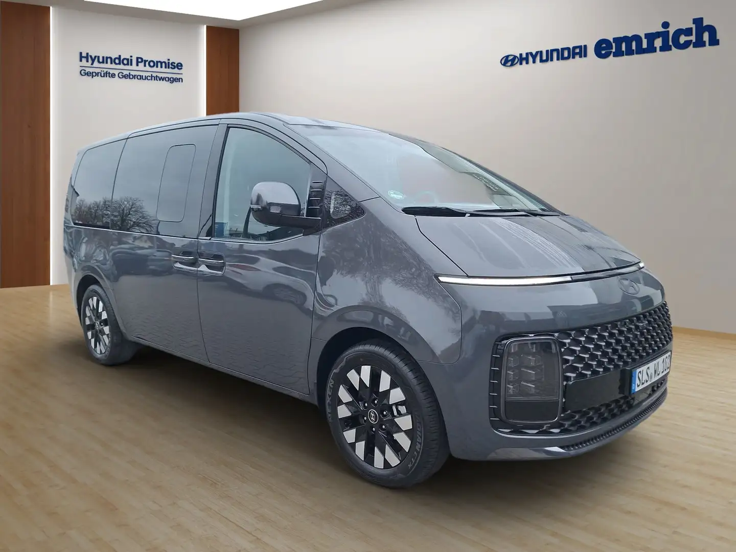 Hyundai STARIA STARIA Hybrid 1.6 T-GDI HEV Signature Grau - 2
