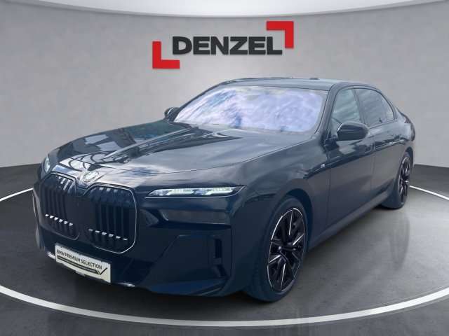 2025 BMW 740