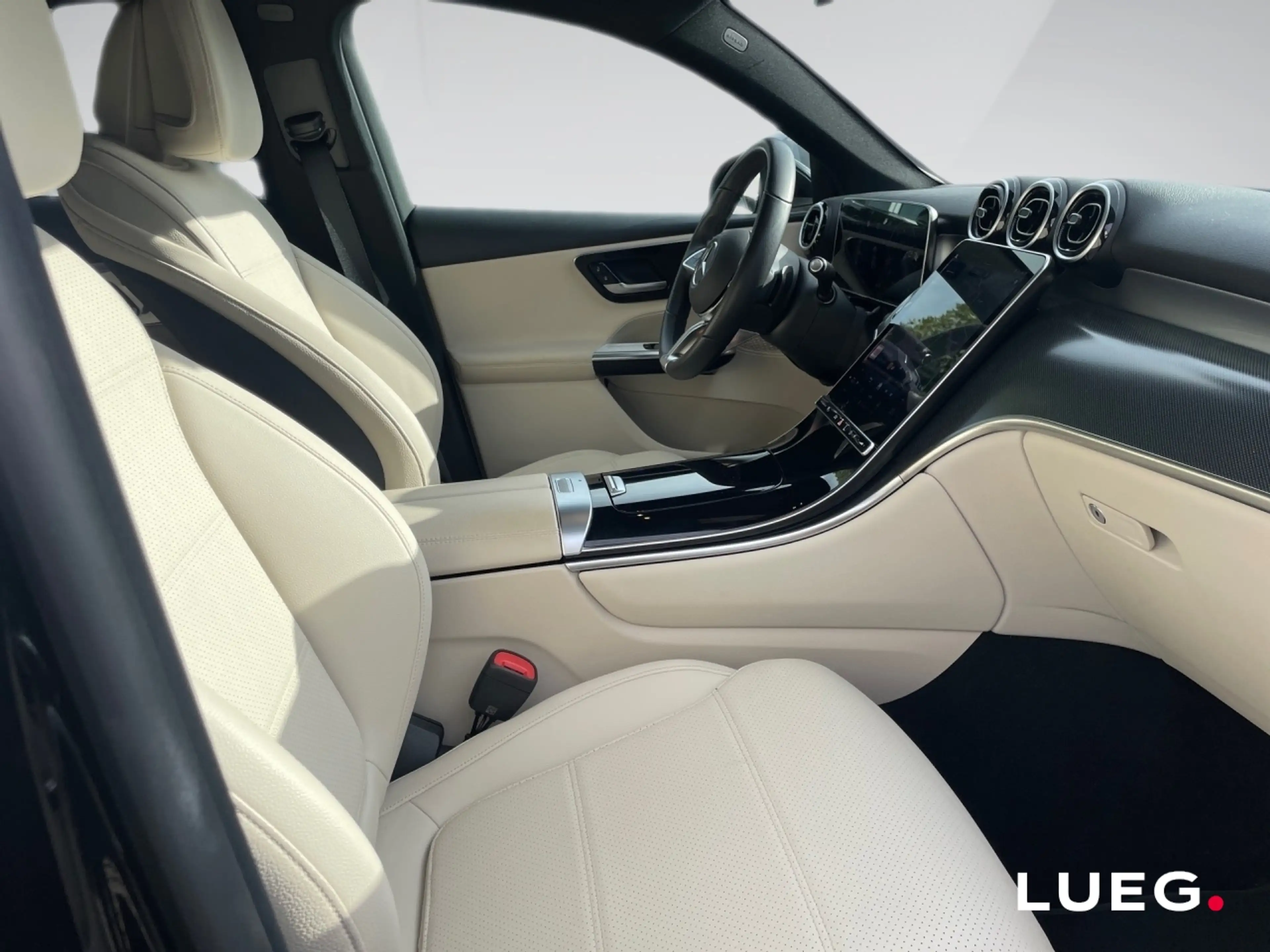 Mercedes-Benz GLC 200 4M Distronic Perf AHK AUT Kam. KeyLess — photo 9